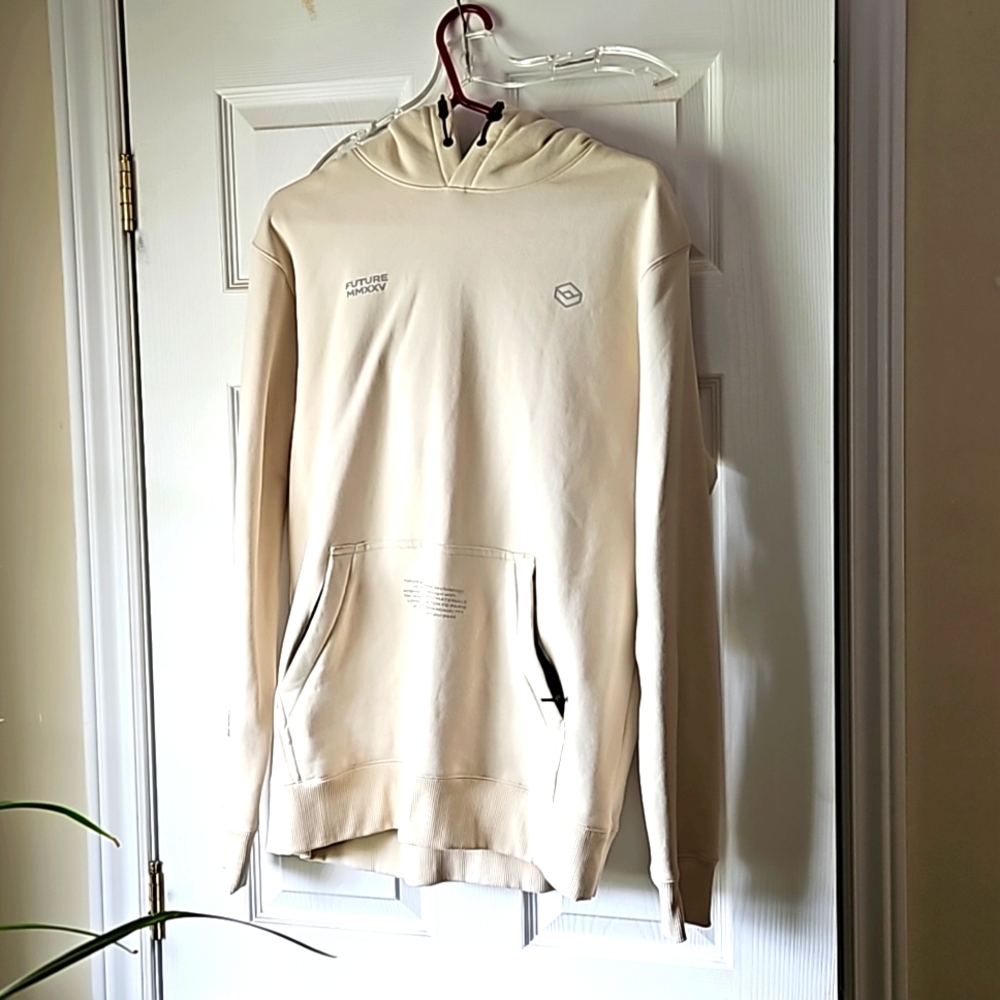 H&M mens hoodie with zipper pouch